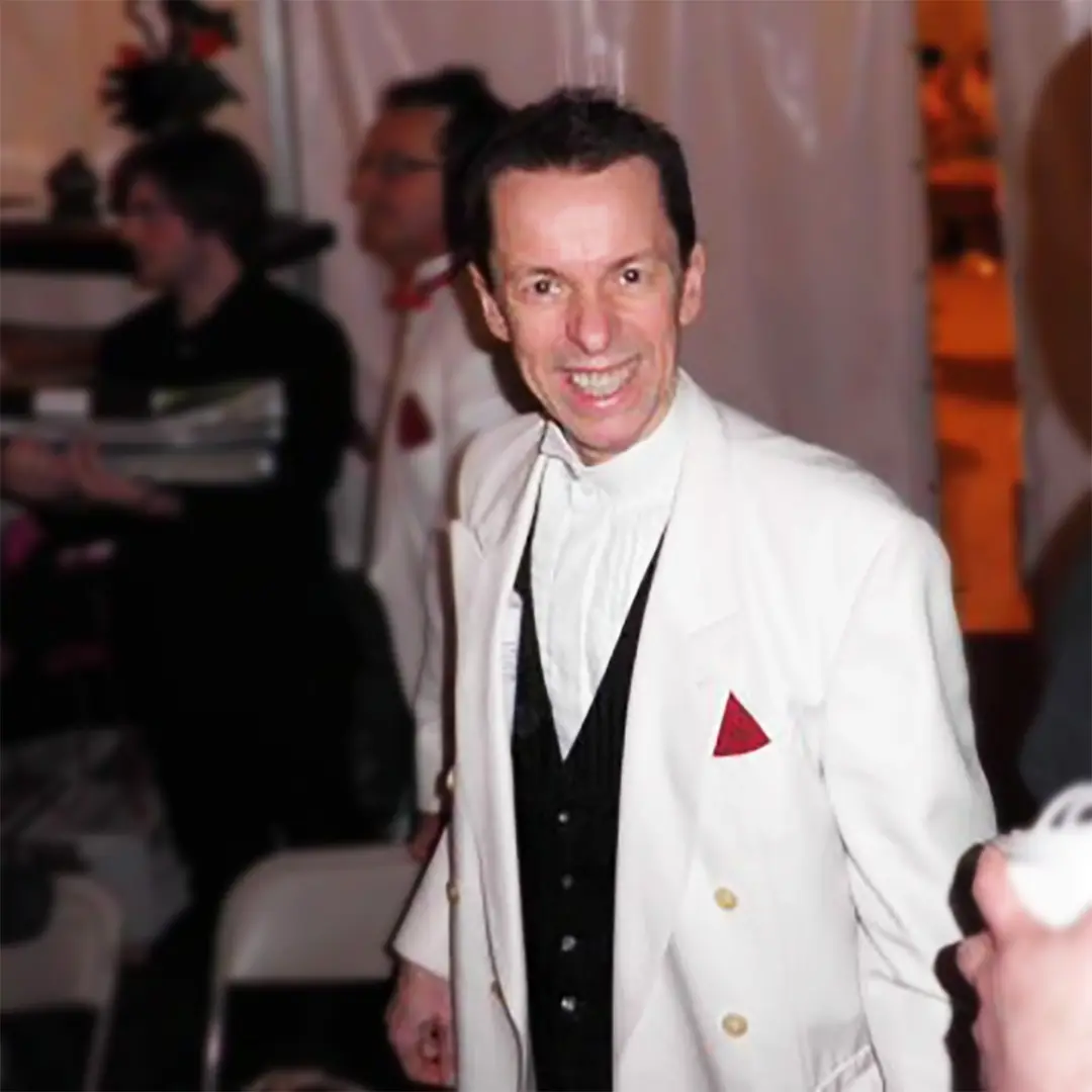 IAN SANDS
